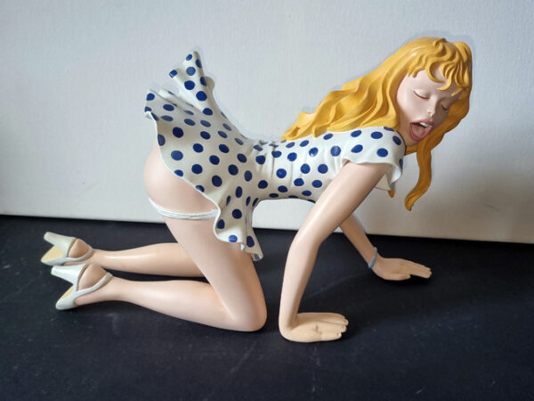 PIN UP MIEL / Milo Manara / figurine en résine demons et merveilles avec boite tirage 999 exemplaires année 2000 format 390x210x140 mm – Image 2