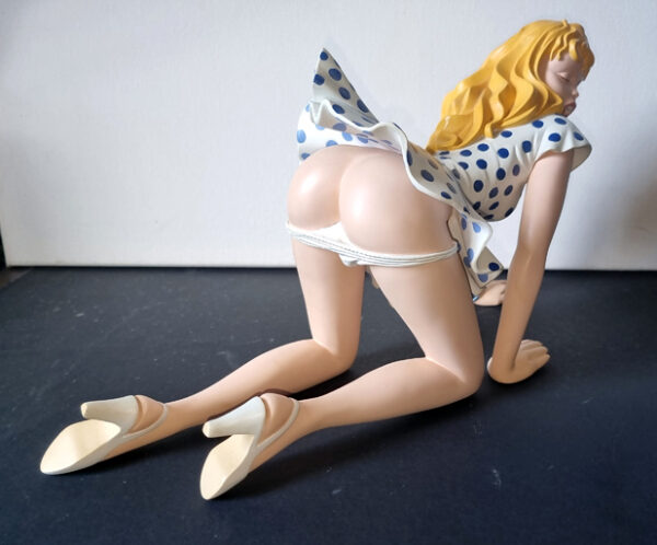 PIN UP MIEL / Milo Manara / figurine en résine demons et merveilles avec boite tirage 999 exemplaires année 2000 format 390x210x140 mm – Image 9