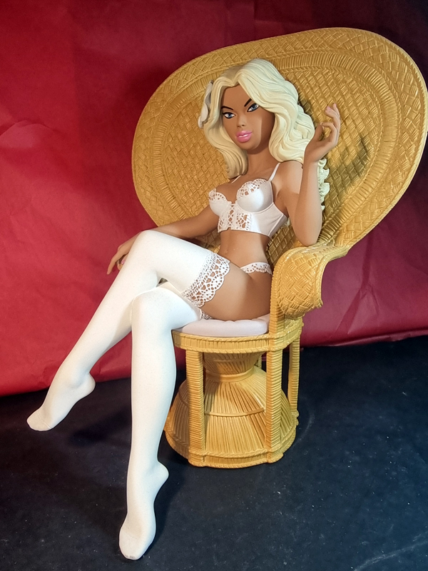 Danyelle lingerie blanche - sculpteur de bulles - rare figurine résine peinte à la main d'après Dany – Image 9