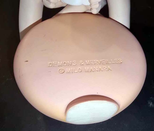 Figurine Milo Manara Démons et Merveilles - La modèle 02  / Horloge figurine en résine version polychrome - tirage 1002 exemplaires année 2002 – Image 6