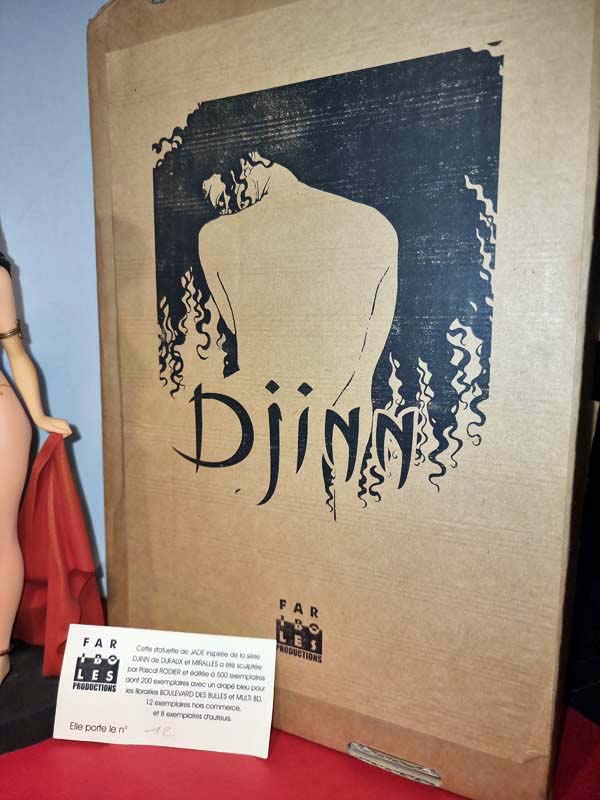 Fariboles, Jade 01 drapé rouge Sculpture Pascal Rodier d'après DJINN d'Ana Mirallès