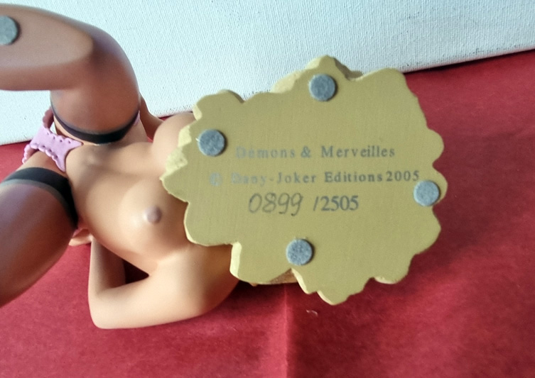 Trody pin-up - 1 Figurine - Demons & Merveilles 8022 - Culottée - 2005 - 2005 Dany - with box - État neuf - avec boîte d’origine – Image 7