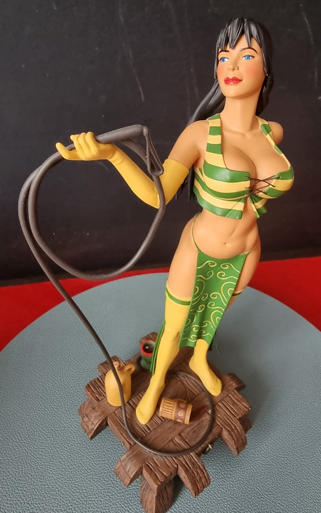 CYBIL les feux d'askell figurine Attakus neuve avec boite et certificat – Image 9