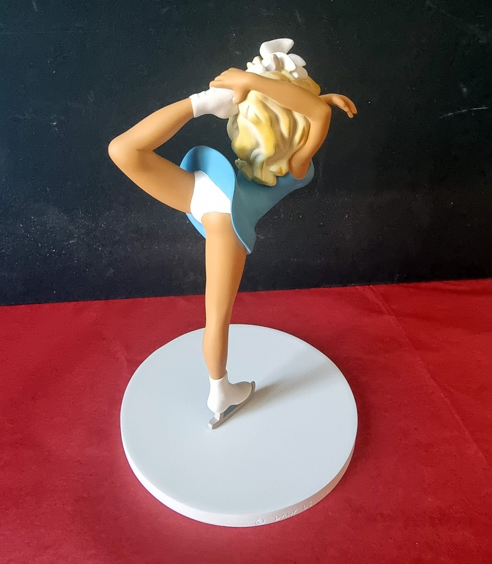LEBLON DELIENNE Colombe patinage d'après Dany / figurine résine numérotée avec boite et certificat – Image 3