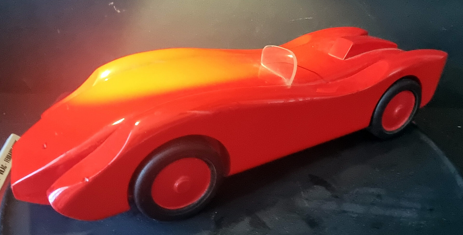 Michel Aroutcheff pour Vilac – FERRARI - Rouge laquée - très bon état circa1980 – Image 7