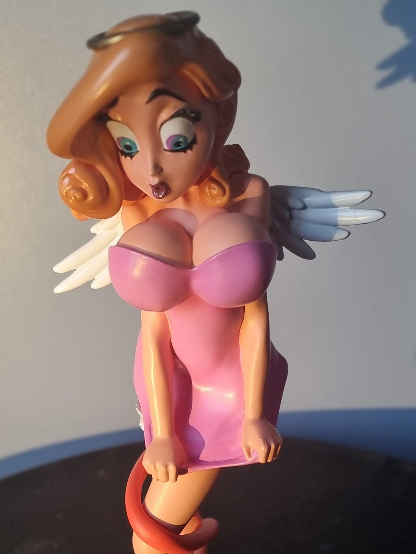 Angelina / Sacred / Profane figurine – Image 7