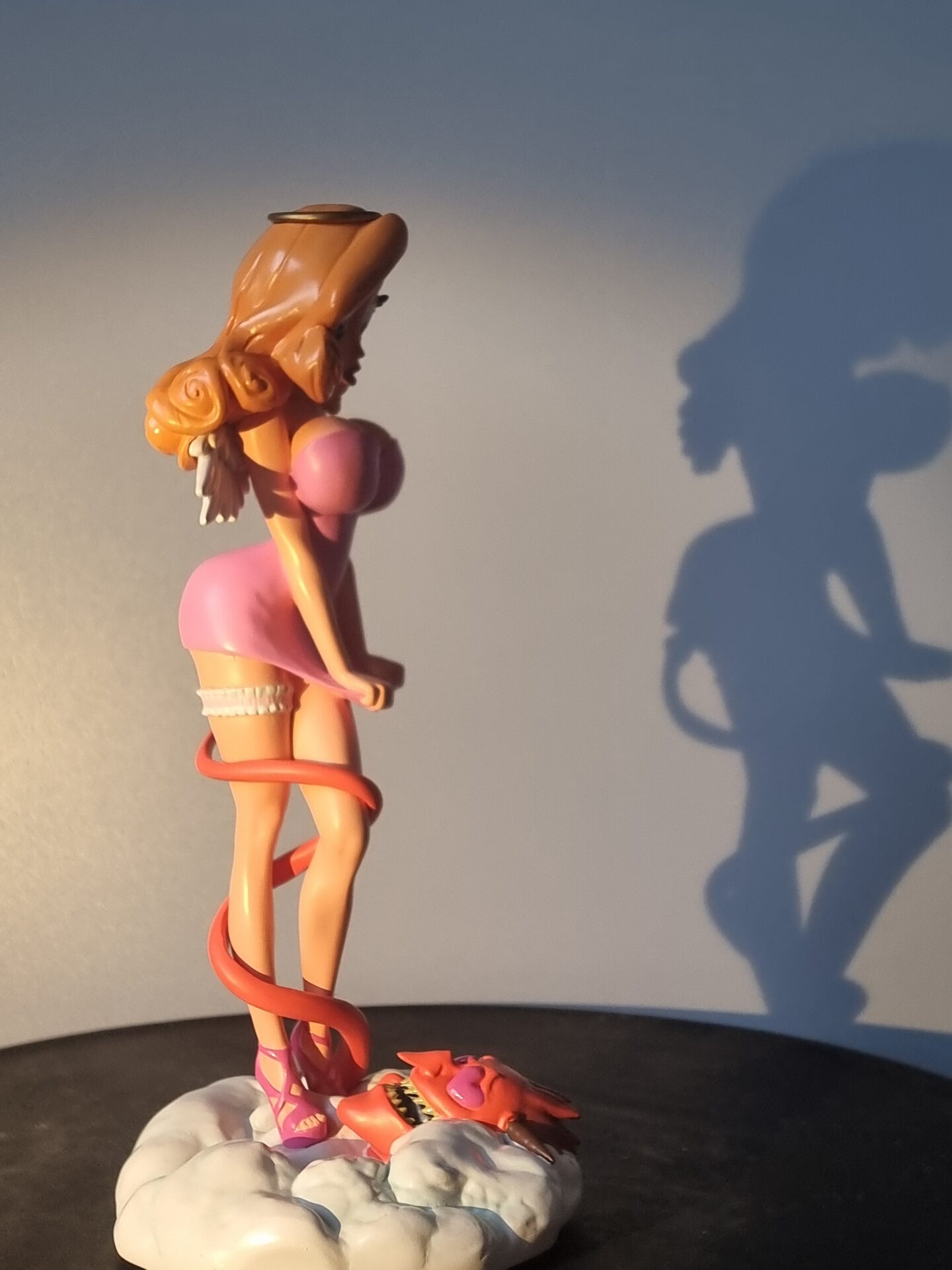 Angelina / Sacred / Profane figurine – Image 11
