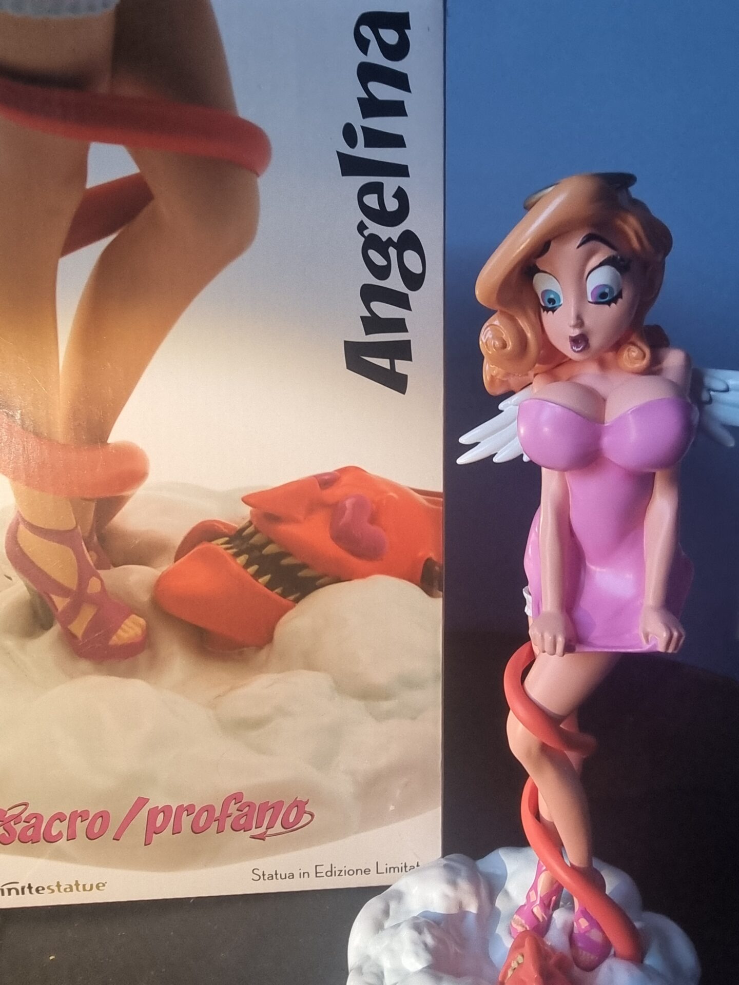 Angelina / Sacred / Profane figurine – Image 18