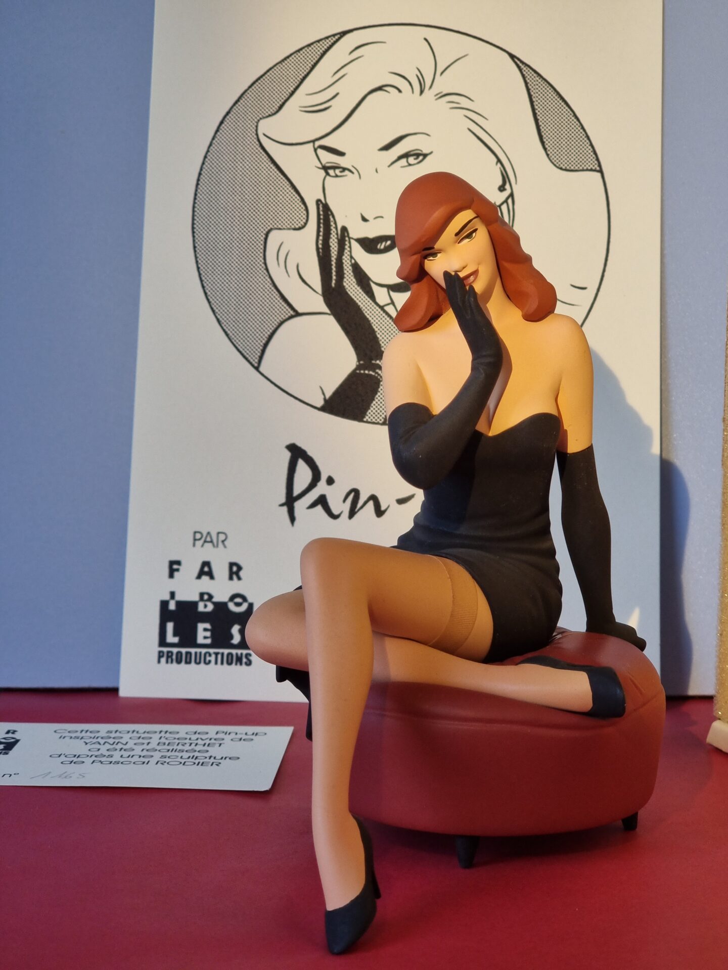 Fariboles pin up Poison Ivy Berthet - Pin up 03 (robe noire)